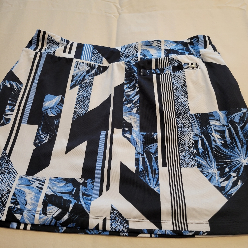 Tail multicolor golf skort.  Size M